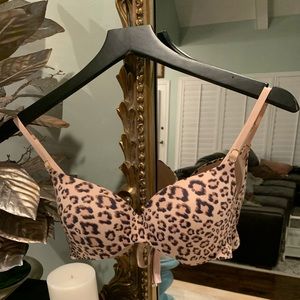Victoria’s Secret Incredible Bra Leopard 34C